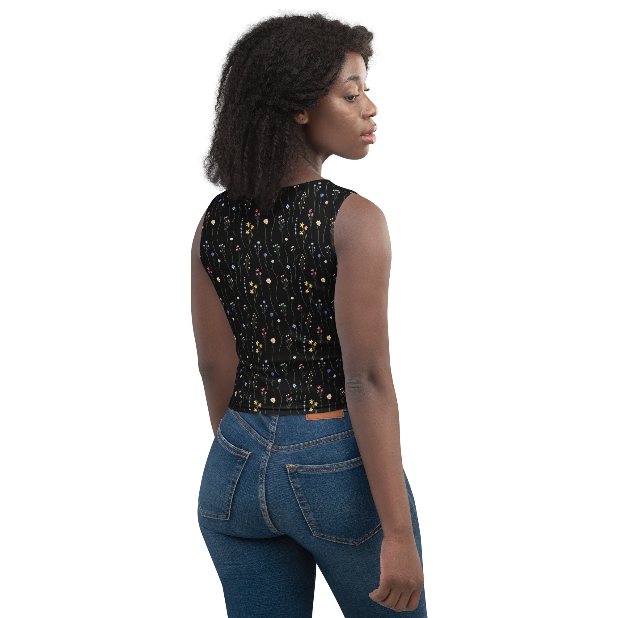 Women's Black Wildflower Buttery Soft Crop Top- Quick-Drying UPF 50+ Stretch Top