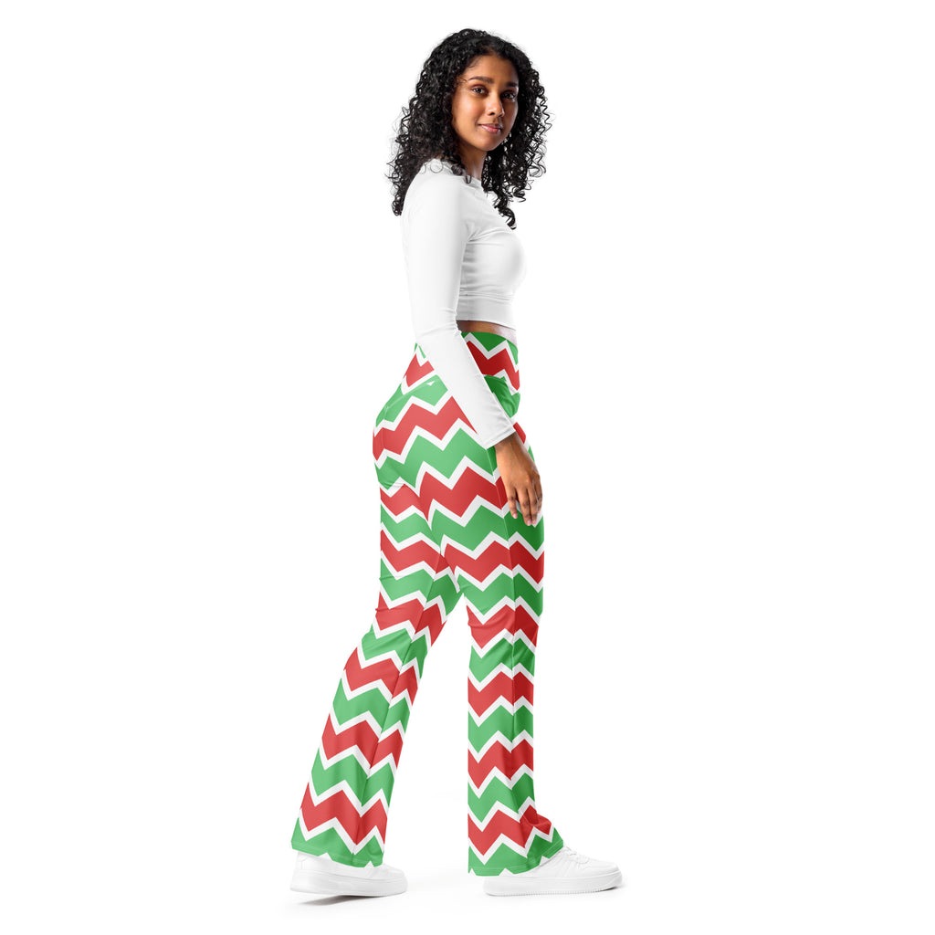 Women’s christmas chevron high waist flare legging pants in red and green with chevron pattern for festive wear