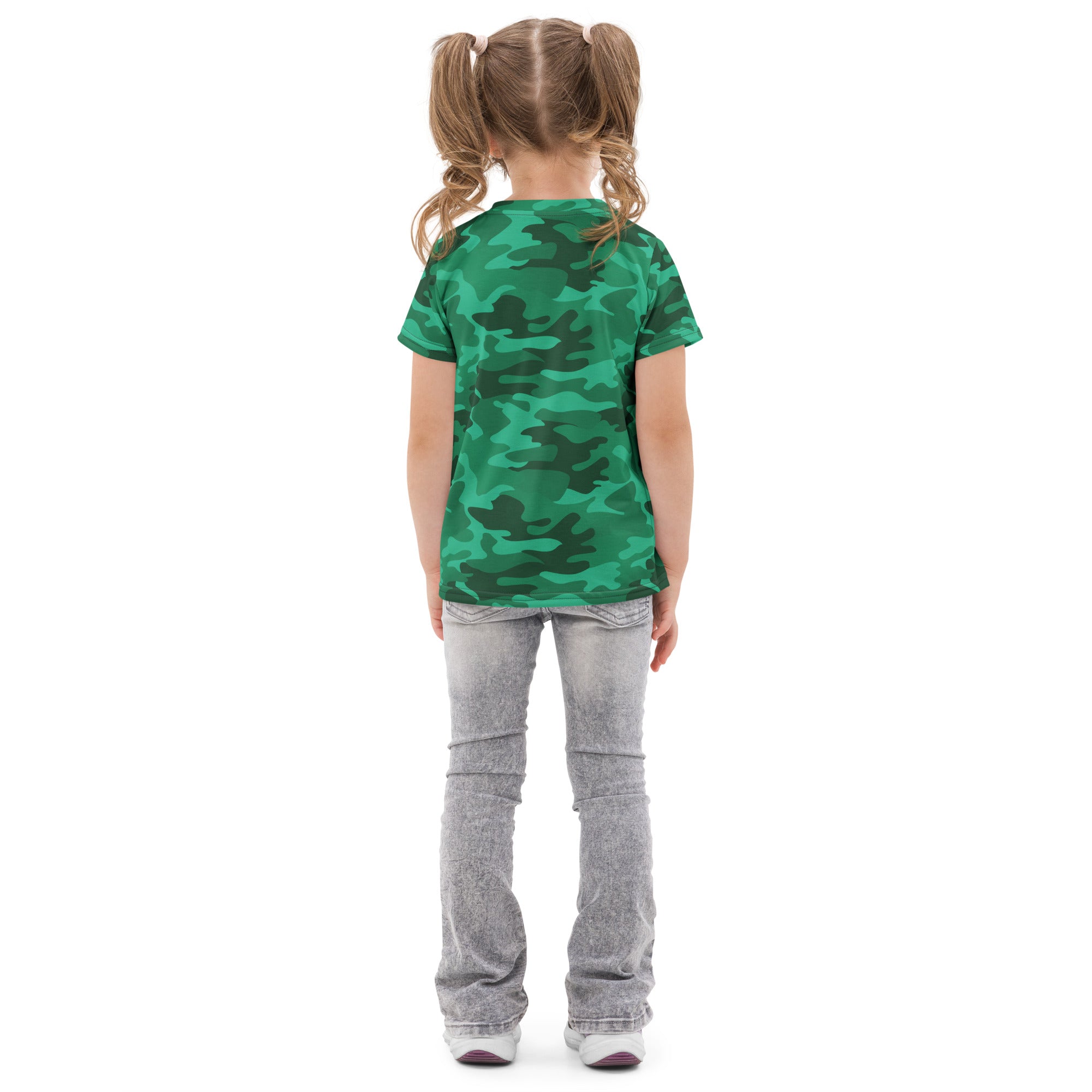 Kids green camouflage cotton t-shirt with short sleeves featuring a classic camouflage pattern