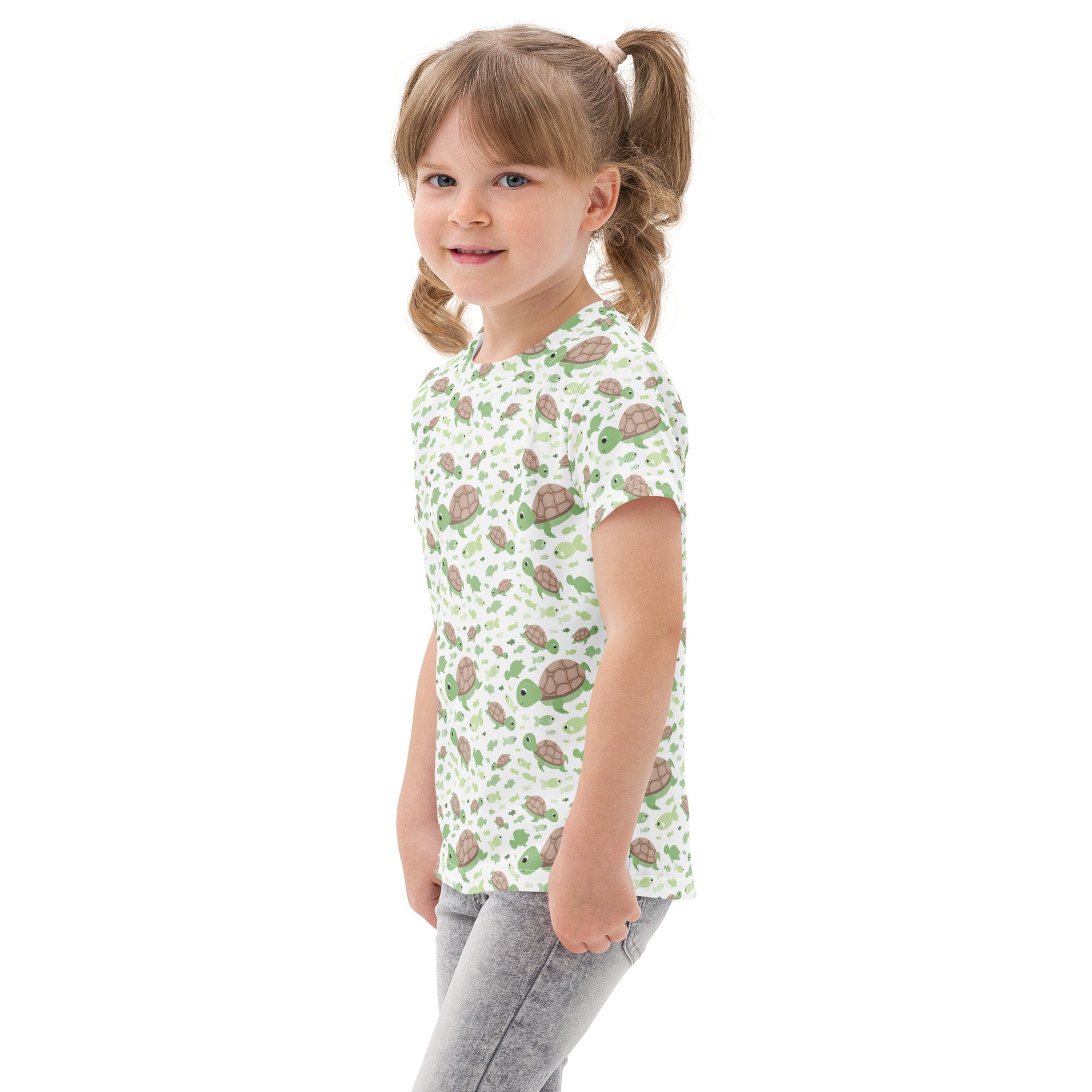 Kids green sea turtles cotton t-shirt white short-sleeved featuring playful green and brown cartoon turtles pattern