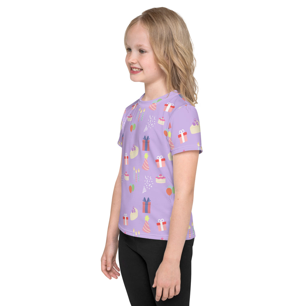 Girls birthday pattern t-shirt lavender short-sleeved cotton shirt with playful cakes gifts and party hats design
