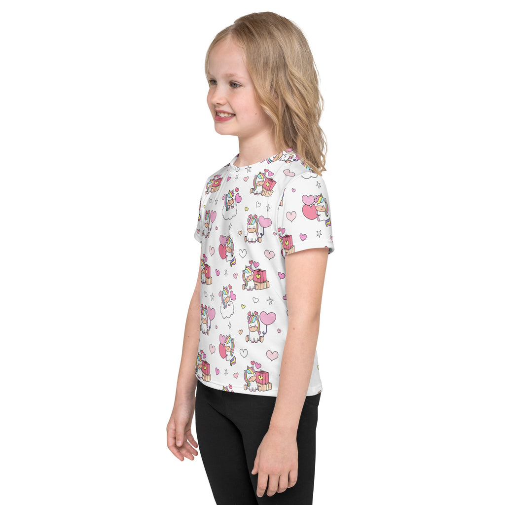 Girls unicorn birthday t-shirt white short-sleeved with playful cartoon unicorns hearts and gift boxes pattern