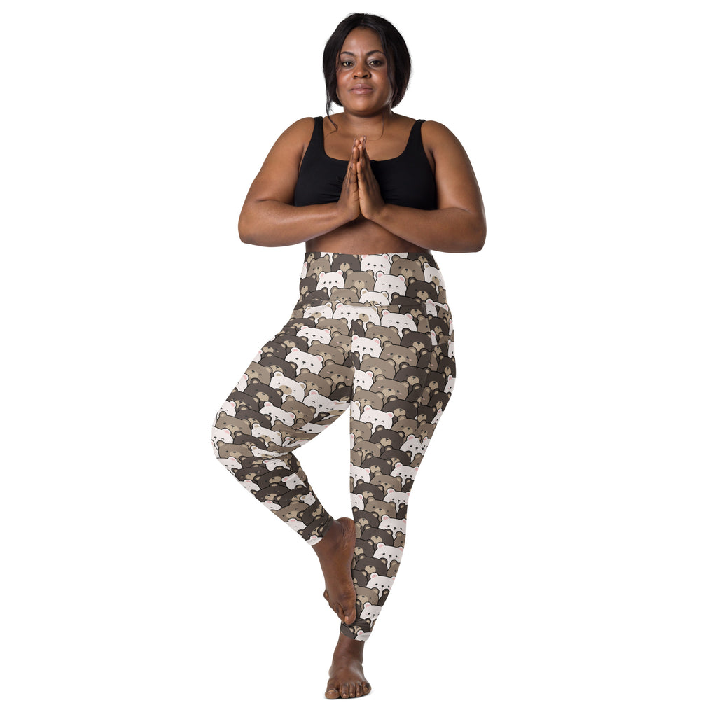High-waisted women’s yoga leggings with pockets featuring a playful pattern of white beige and gray cartoon bears