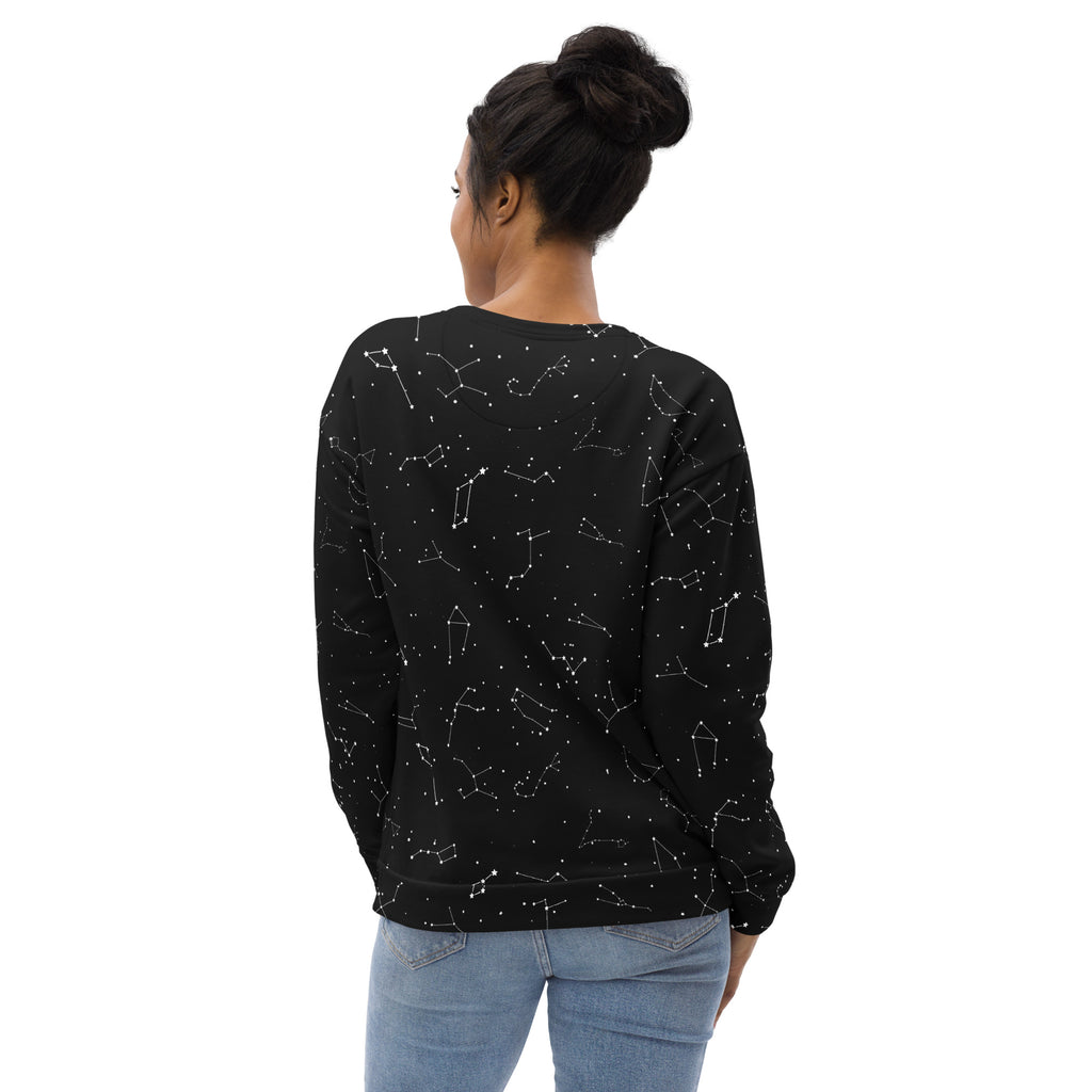 Black long-sleeved sweatshirt with white constellation pattern and brushed inner fleece fabric for cozy wear
