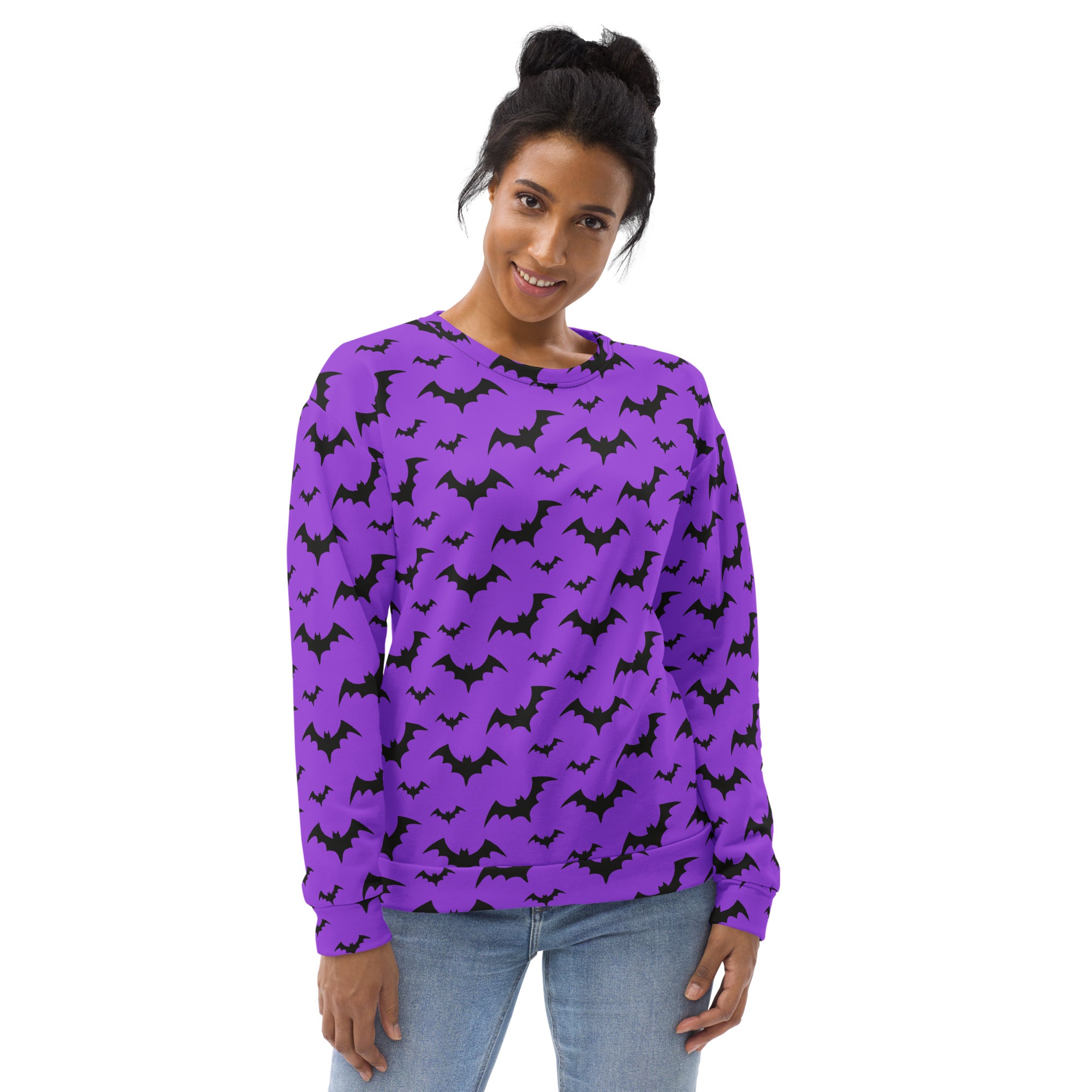 Purple long-sleeved sweatshirt with black bat patterns and brushed inner fleece fabric for halloween wear
