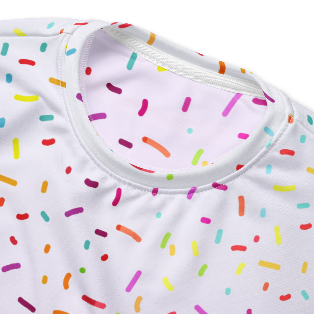 White short-sleeved top with playful multicolored sprinkle pattern and brushed inner fleece fabric for comfort