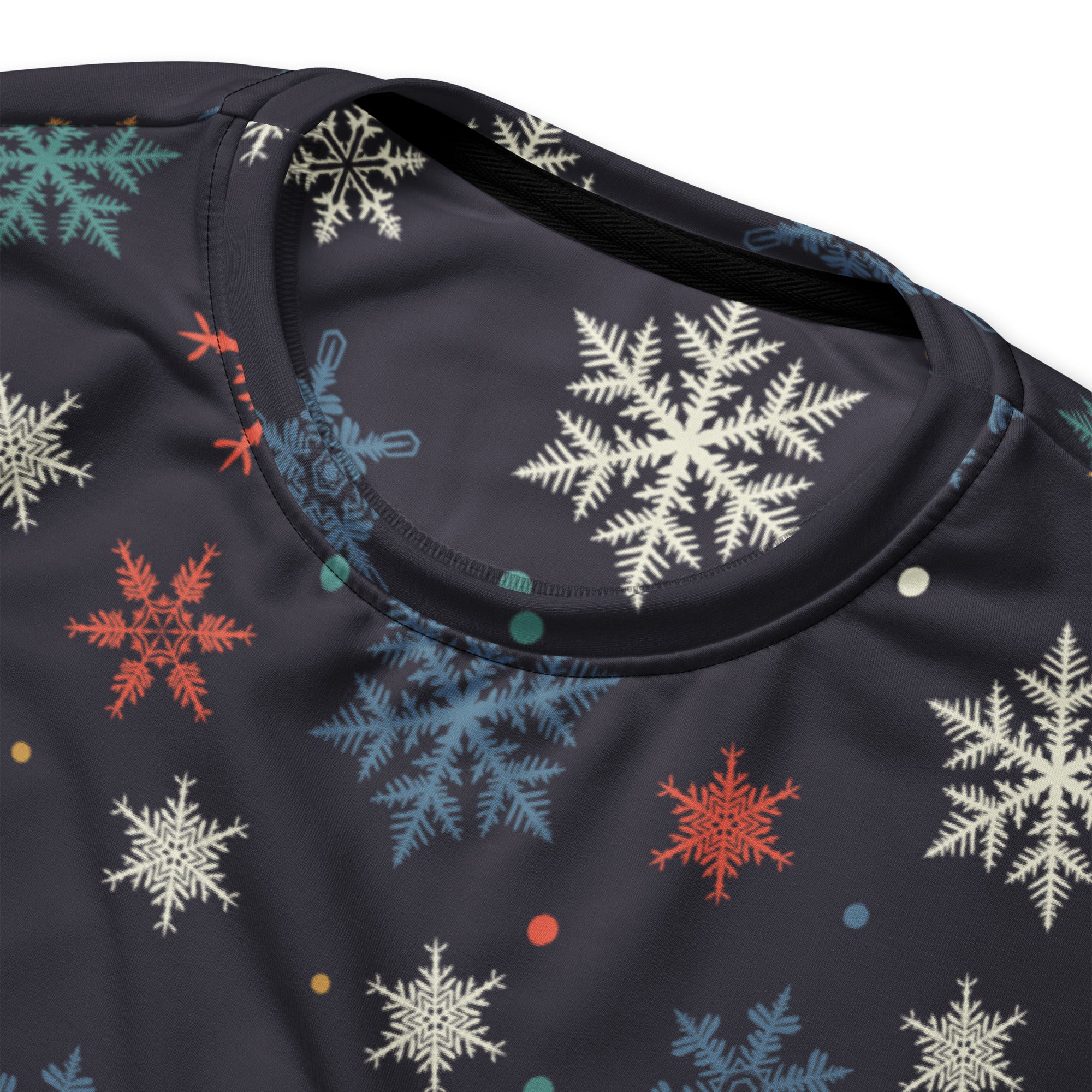 Black long-sleeved colorful snowflake Christmas sweatshirt with white blue red pattern and brushed inner fleece fabric