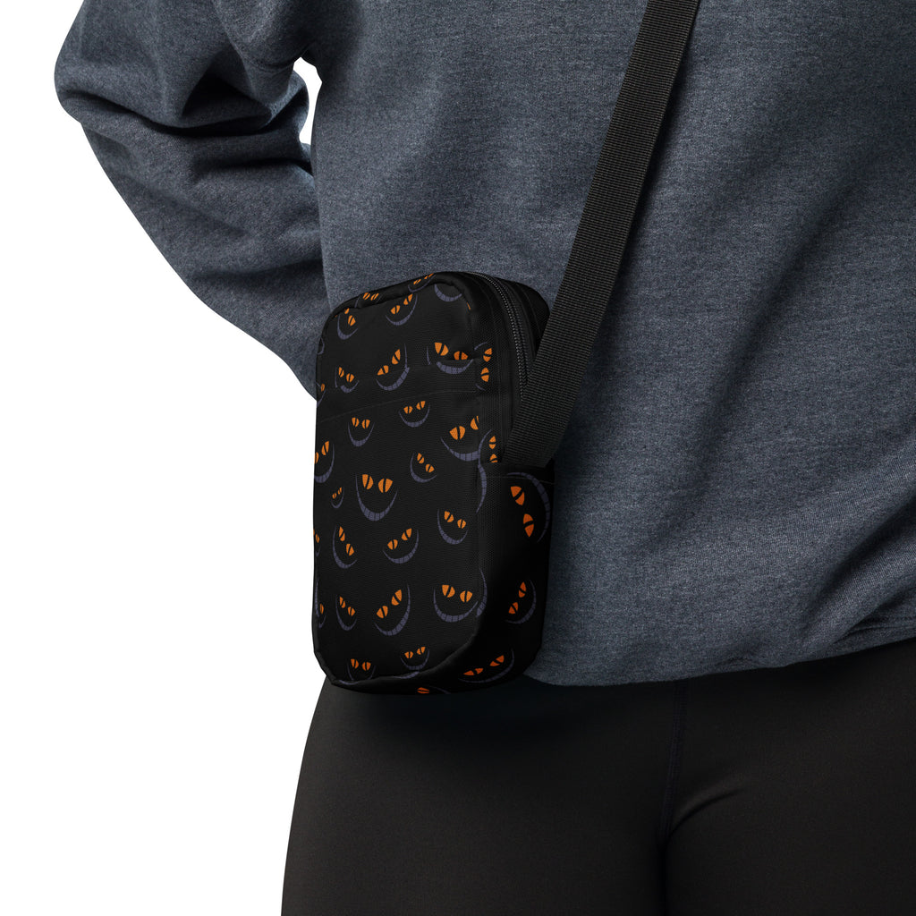 Spooky Black Cat Halloween Crossbody Bag – Water Resistant Mini Purse With Adjustable Strap & Pockets