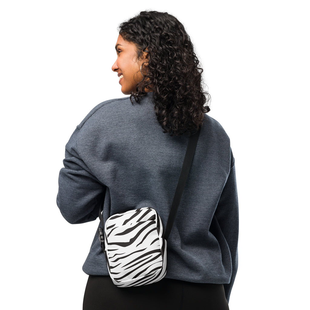 Fall Leaves & Acorns Crossbody Bag – Water Resistant Mini Purse With Adjustable Strap & Pockets