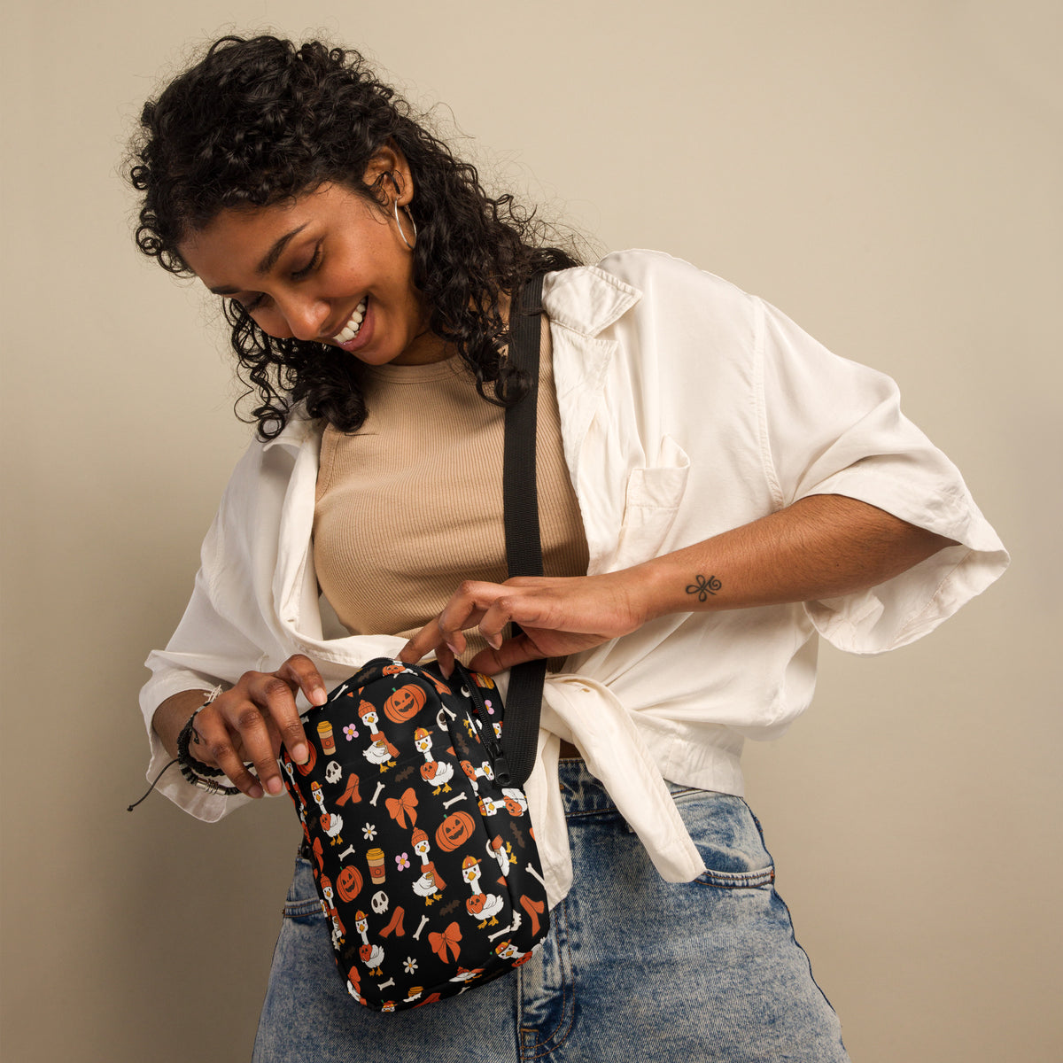 Goose Halloween Crossbody Bag – Water Resistant Mini Purse With Adjustable Strap & Pockets