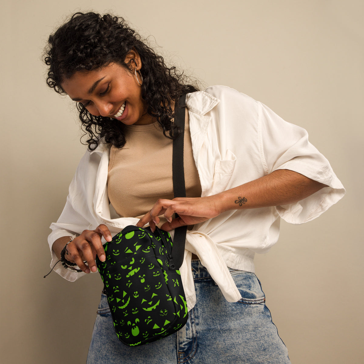 Green Jack O Lantern Faces Halloween Crossbody Bag – Water Resistant Mini Purse With Adjustable Strap & Pockets