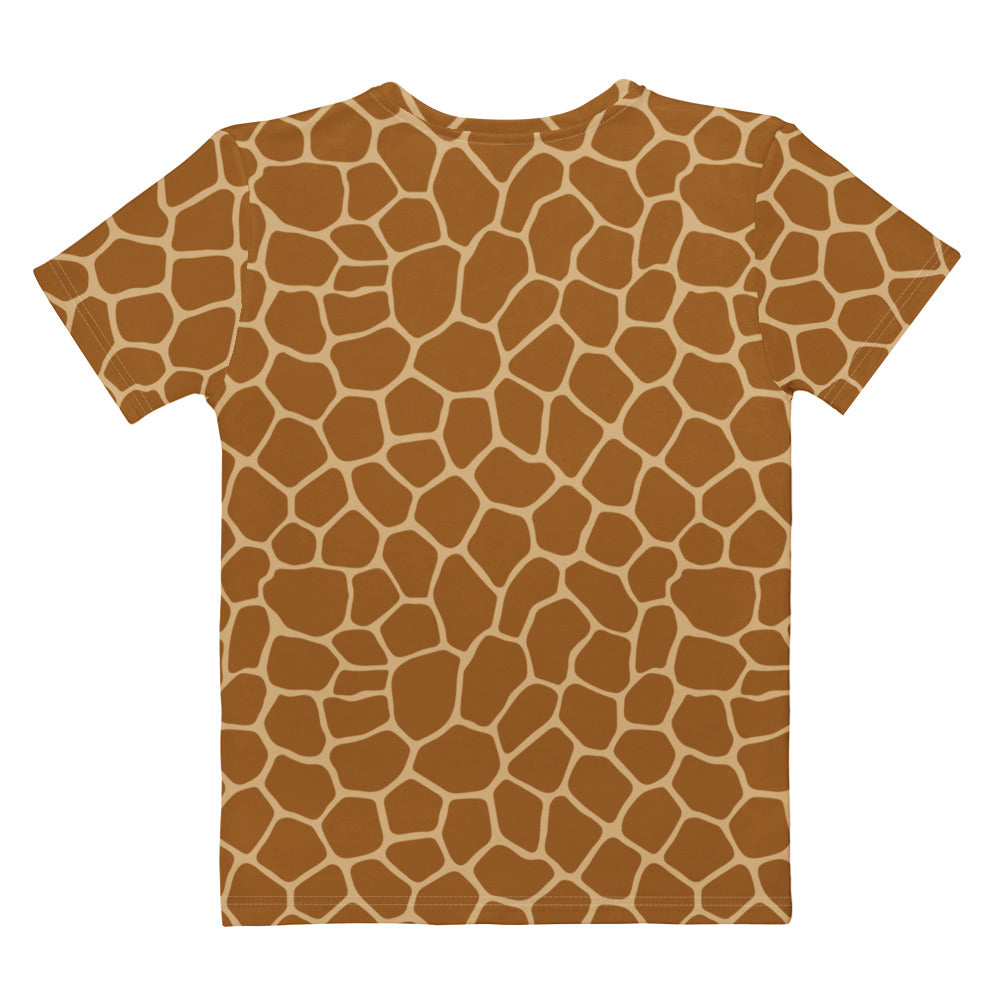 Women’s giraffe print cotton short-sleeved t-shirt with soft stretch and pilling resistant tan and brown patch design