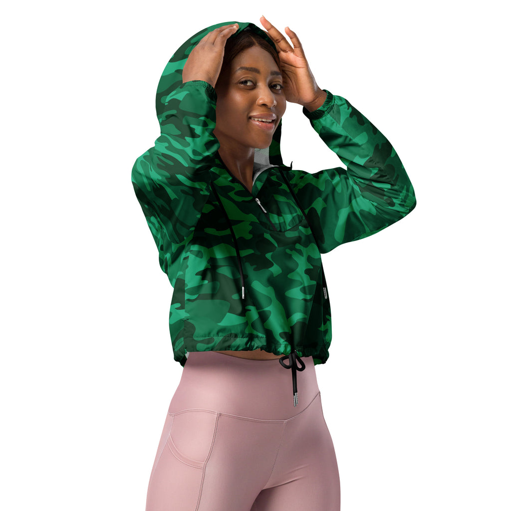 Women’s green camouflage cropped windbreaker with hood drawstring waist zippered front lightweight jacket
