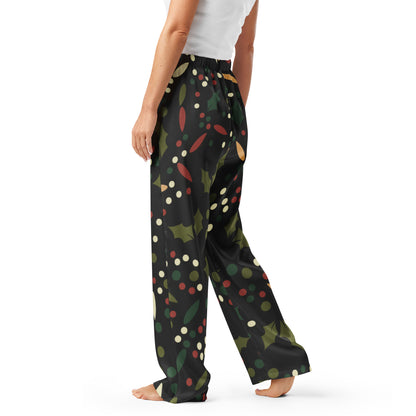Women’s Holly Print Christmas Pajama Pants – Lightweight Relaxed Fit with Drawstring Waist