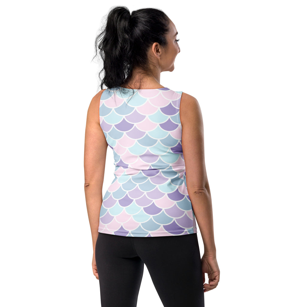 Women’s sleeveless tank top with pastel mermaid scale gradient in lavender blue pink quick drying soft fabric upf 50+