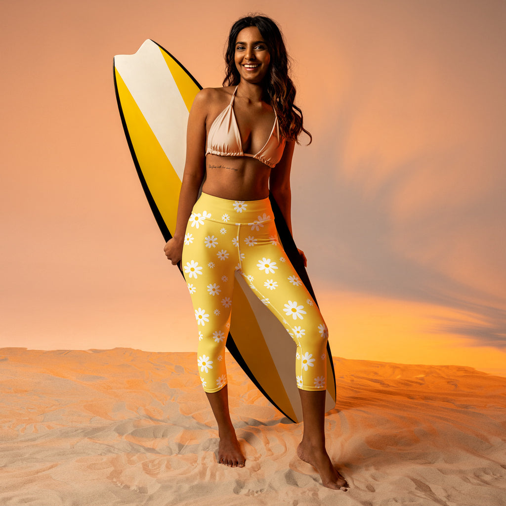Women's Yellow Daisy Buttery Soft Yoga Capri Leggings – High-Rise, Moisture-Wicking, Soft Stretch Activewear Pants