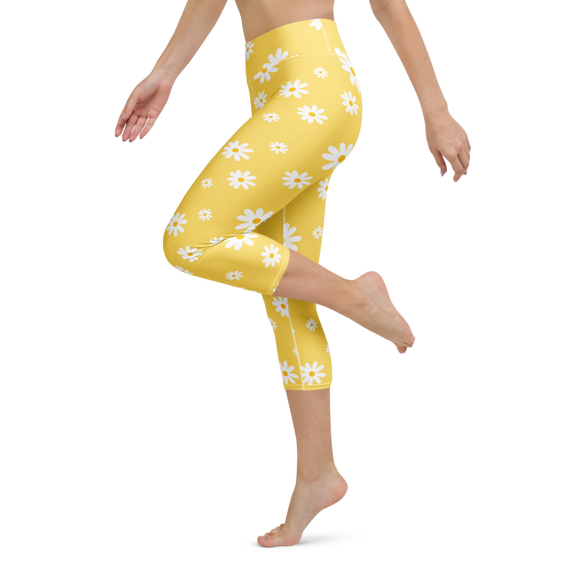 Women's Yellow Daisy Buttery Soft Yoga Capri Leggings – High-Rise, Moisture-Wicking, Soft Stretch Activewear Pants