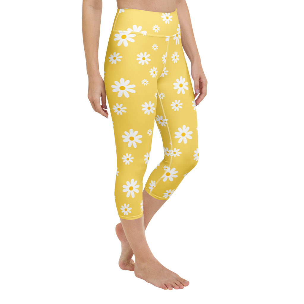 Women's Yellow Daisy Buttery Soft Yoga Capri Leggings – High-Rise, Moisture-Wicking, Soft Stretch Activewear Pants